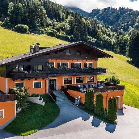 Hotel Der Burgblick-Adults Only Werfen Exterior foto