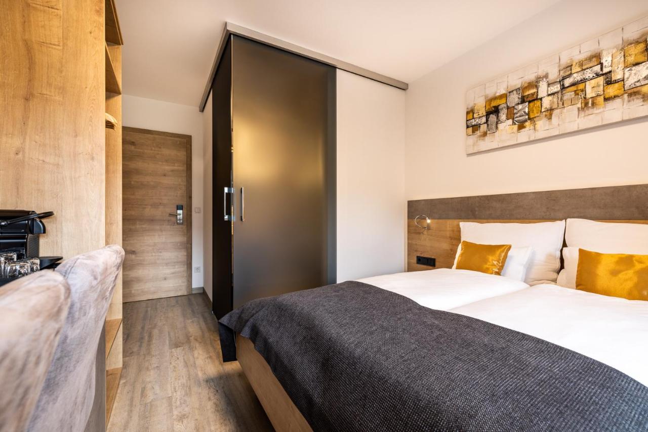 Hotel Der Burgblick-Adults Only Werfen Exterior foto